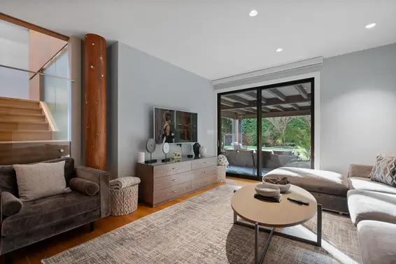 5361 Brookside Avenue, West Vancouver For Sale - image 35