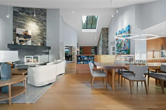 5361 Brookside Avenue, West Vancouver For Sale - image 4