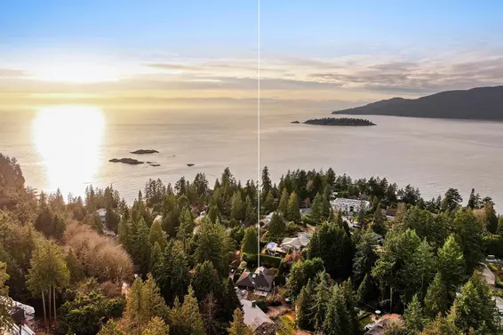 5361 Brookside Avenue, West Vancouver For Sale - image 40