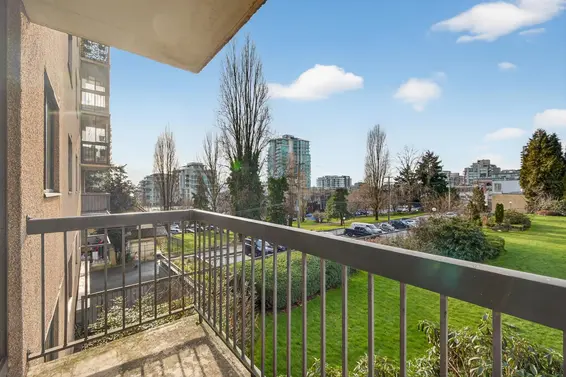 203 145 St. Georges Avenue, North Vancouver For Sale - image 10