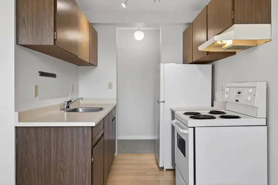 203 145 St. Georges Avenue, North Vancouver For Sale - image 5