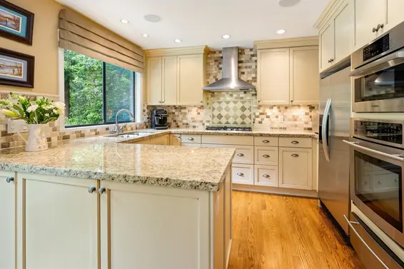 5436 Blueberry Lane, North Vancouver For Sale - image 10