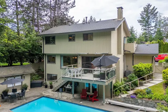 5436 Blueberry Lane, North Vancouver For Sale - image 2