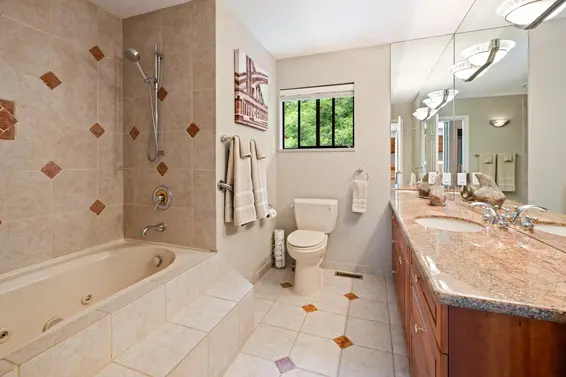 5436 Blueberry Lane, North Vancouver For Sale - image 23