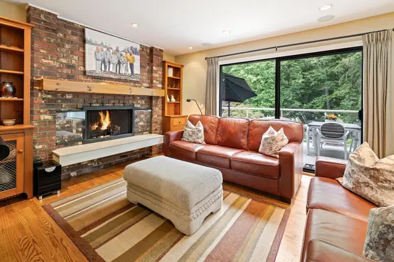 5436 Blueberry Lane, North Vancouver For Sale - image 6
