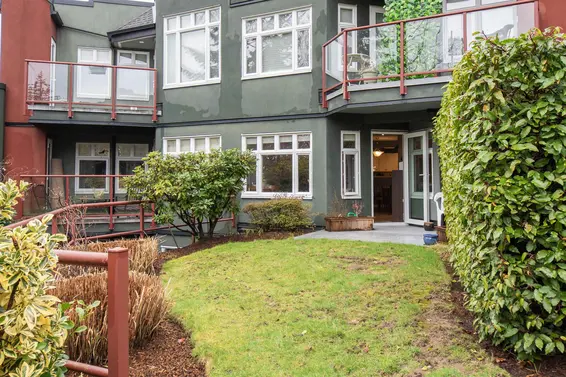 201 2800 Chesterfield Avenue, North Vancouver For Sale - image 25