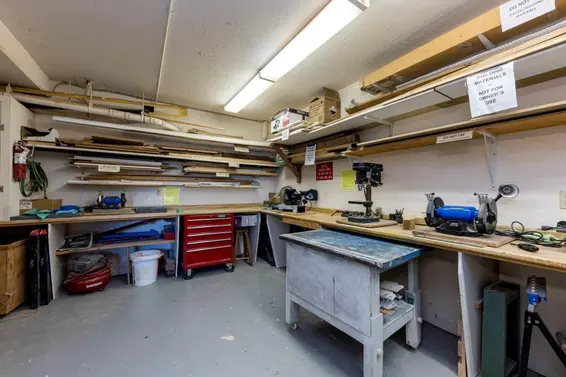 201 2800 Chesterfield Avenue, North Vancouver For Sale - image 38