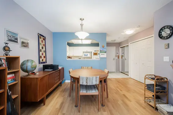 201 2800 Chesterfield Avenue, North Vancouver For Sale - image 9