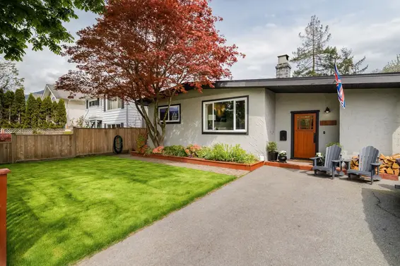 1932 Jones Avenue, North Vancouver