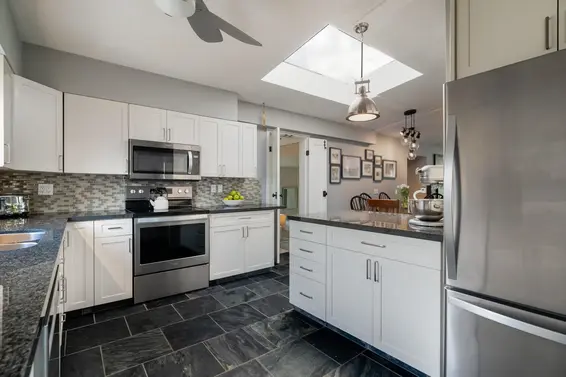 1932 Jones Avenue, North Vancouver For Sale - image 15
