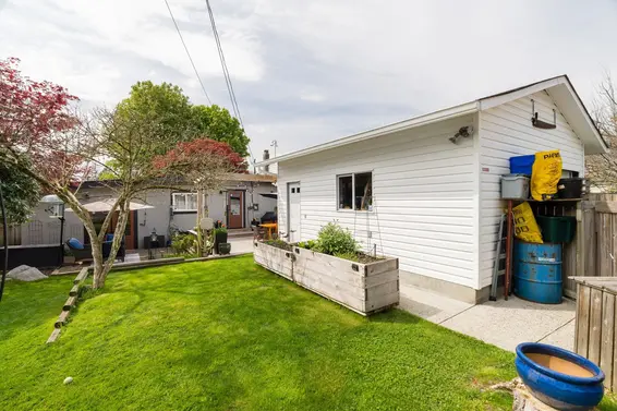 1932 Jones Avenue, North Vancouver For Sale - image 38