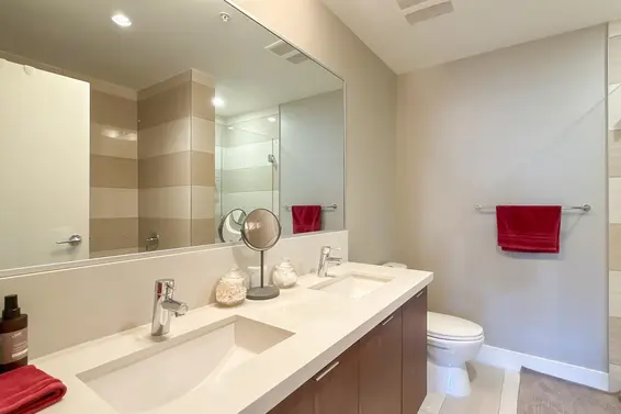 303 3602 Aldercrest Drive, North Vancouver For Sale - image 17