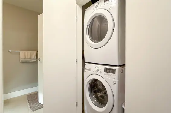 303 3602 Aldercrest Drive, North Vancouver For Sale - image 22