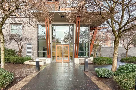 303 3602 Aldercrest Drive, North Vancouver For Sale - image 5