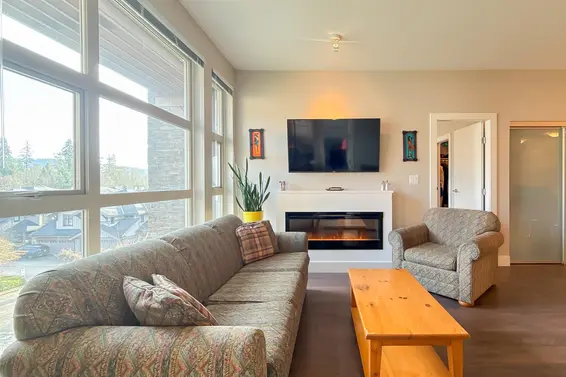 303 3602 Aldercrest Drive, North Vancouver For Sale - image 8