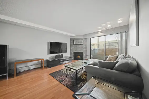 109 341 West 3rd Street, North Vancouver For Sale - image 4