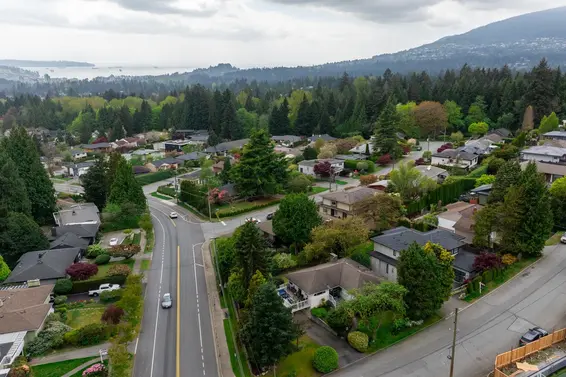 509 Granada Crescent, North Vancouver For Sale - image 39