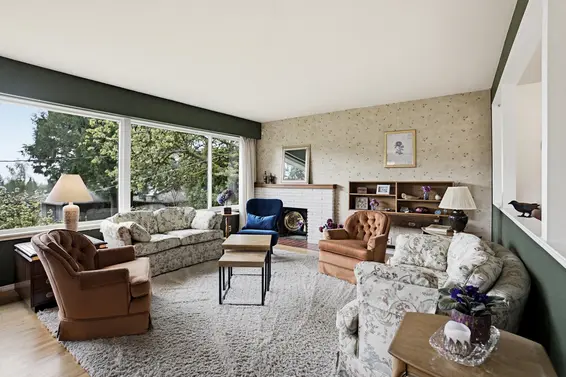509 Granada Crescent, North Vancouver For Sale - image 6