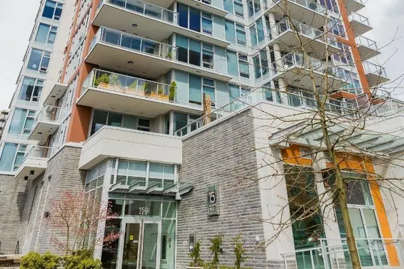 1602 150 West 15th Street, North Vancouver