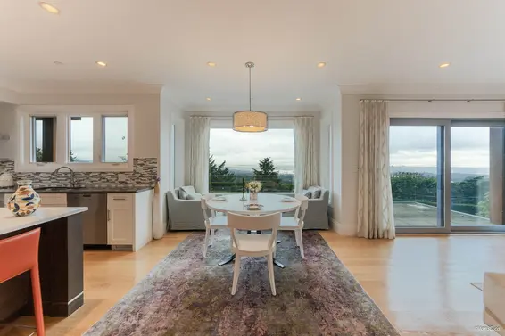 1020 Eyremount Drive, West Vancouver For Sale - image 10