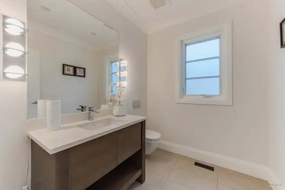 1020 Eyremount Drive, West Vancouver For Sale - image 35