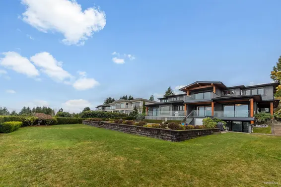 1020 Eyremount Drive, West Vancouver For Sale - image 37