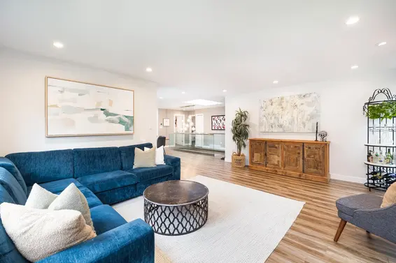 2511 Boswell Avenue, North Vancouver For Sale - image 10