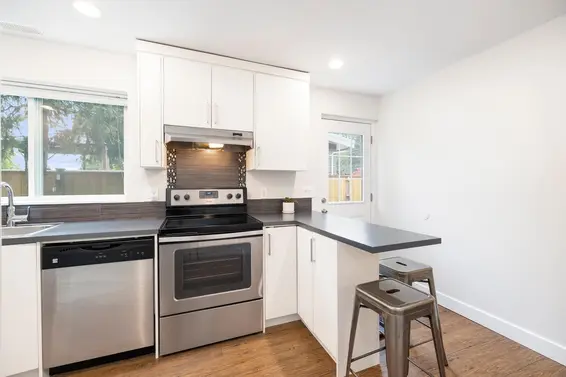 2511 Boswell Avenue, North Vancouver For Sale - image 23