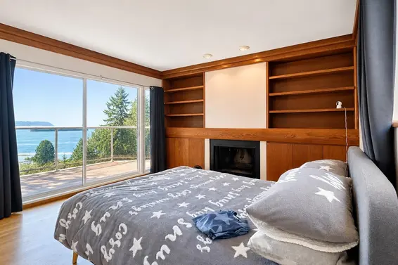 4468 Stone Crescent, West Vancouver For Sale - image 10