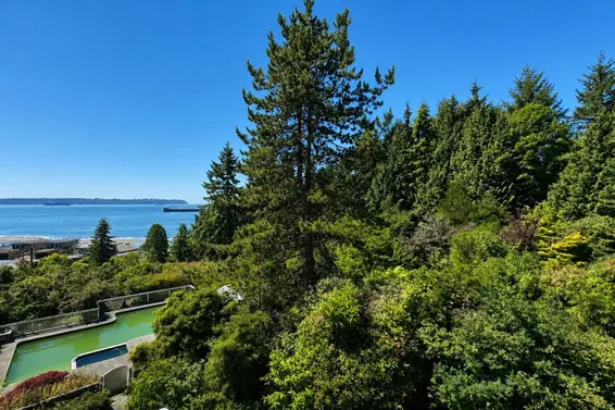 4468 Stone Crescent, West Vancouver For Sale - image 24