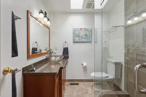 2591 Belloc Street, North Vancouver For Sale - image 23