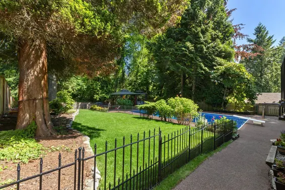2591 Belloc Street, North Vancouver For Sale - image 36