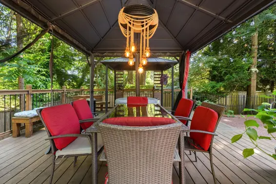 2591 Belloc Street, North Vancouver For Sale - image 39