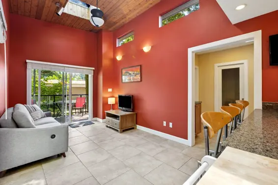 2591 Belloc Street, North Vancouver For Sale - image 9