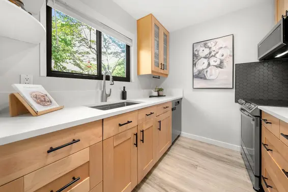 18 220 East 11th Street, North Vancouver For Sale - image 13