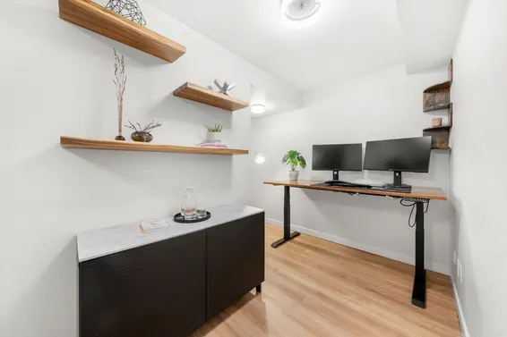18 220 East 11th Street, North Vancouver For Sale - image 28