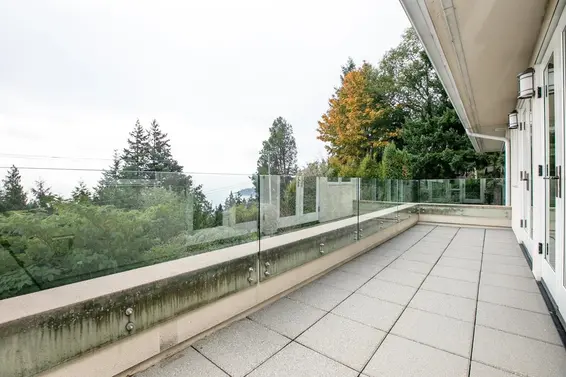 6220 Summit Avenue, West Vancouver For Sale - image 28