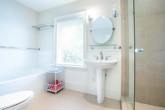 6220 Summit Avenue, West Vancouver For Sale - image 36