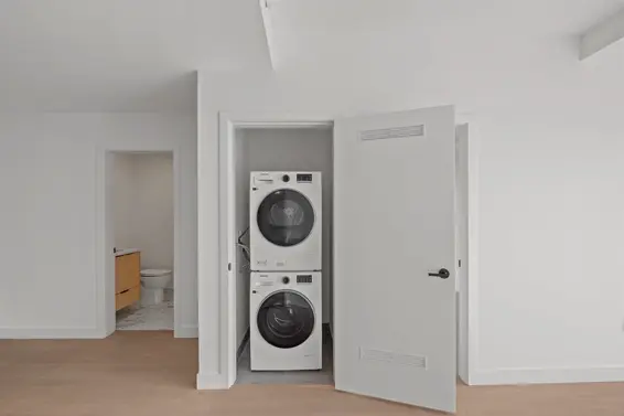 553 422 East 3rd Street, North Vancouver For Sale - image 12