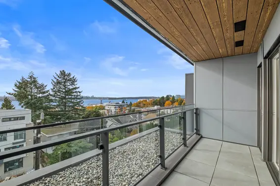 553 422 East 3rd Street, North Vancouver For Sale - image 13