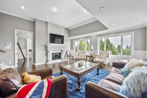 2327 Westhill Drive, West Vancouver For Sale - image 9