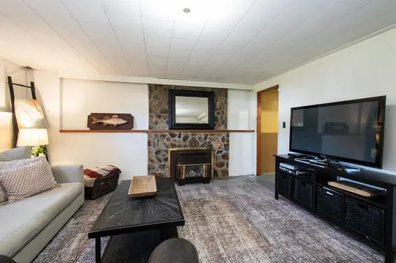 361 West 19th Street, North Vancouver For Sale - image 16