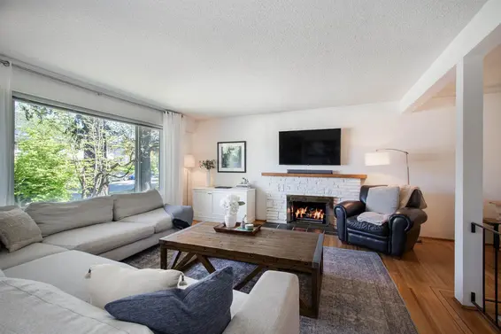 361 West 19th Street, North Vancouver For Sale - image 3