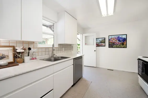 361 West 19th Street, North Vancouver For Sale - image 8