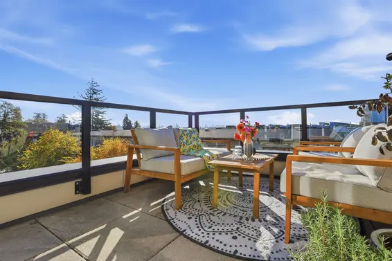 24 533 East 3rd Street, North Vancouver For Sale - image 18