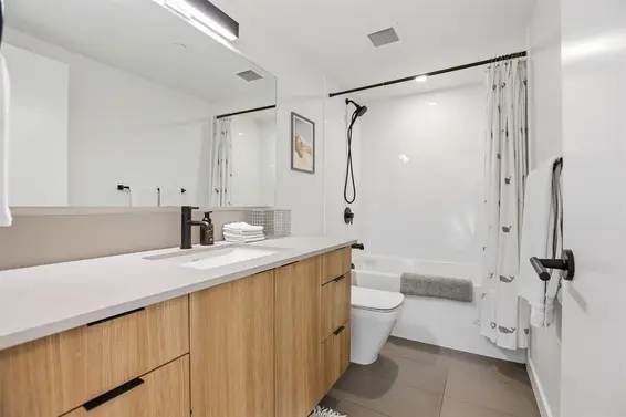 24 533 East 3rd Street, North Vancouver For Sale - image 26