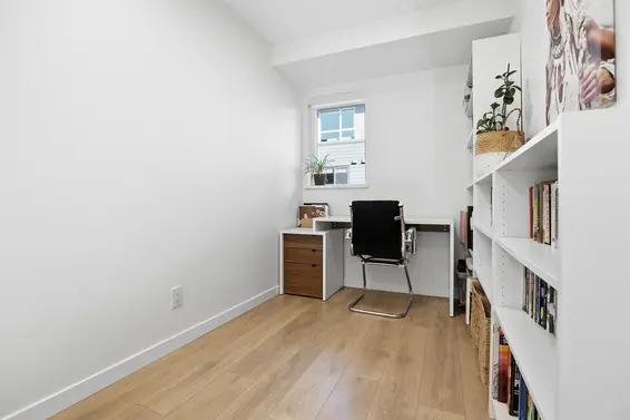 24 533 East 3rd Street, North Vancouver For Sale - image 28