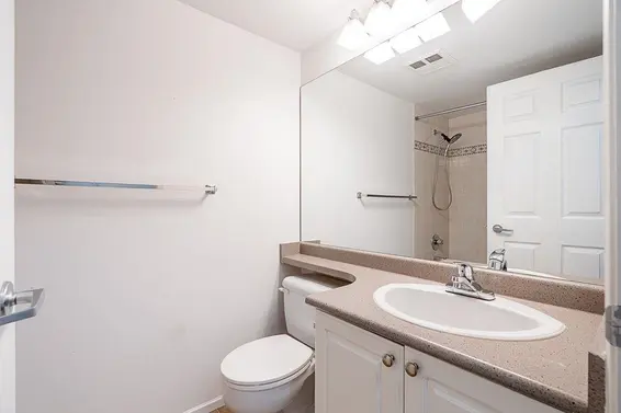 211 223 Mountain Highway, North Vancouver For Sale - image 14