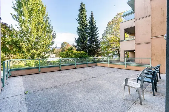 211 223 Mountain Highway, North Vancouver For Sale - image 20