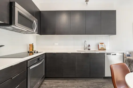 517 2665 Mountain Highway, North Vancouver For Sale - image 7